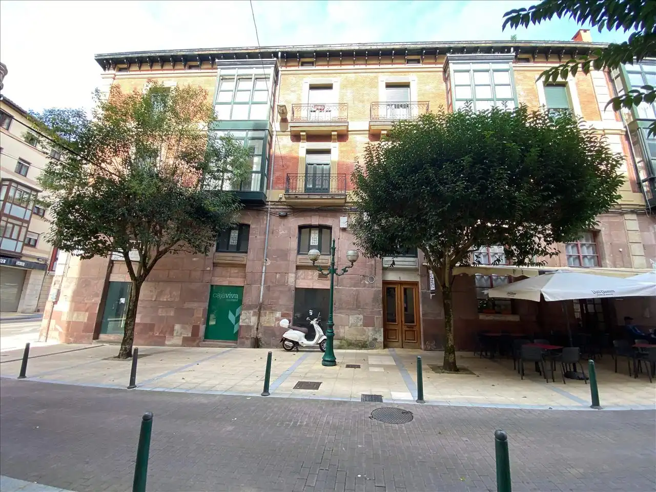 Locale commerciale in vendita a SANTANDER, imagen 2