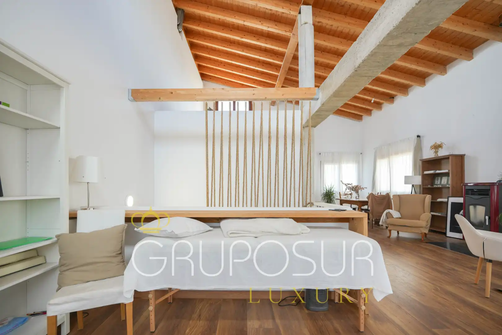 Schlafzimmer von Einfamilien-Reihenhaus zum Verkauf in Valladolid mit Klimaanlage, Heizung und Terrasse