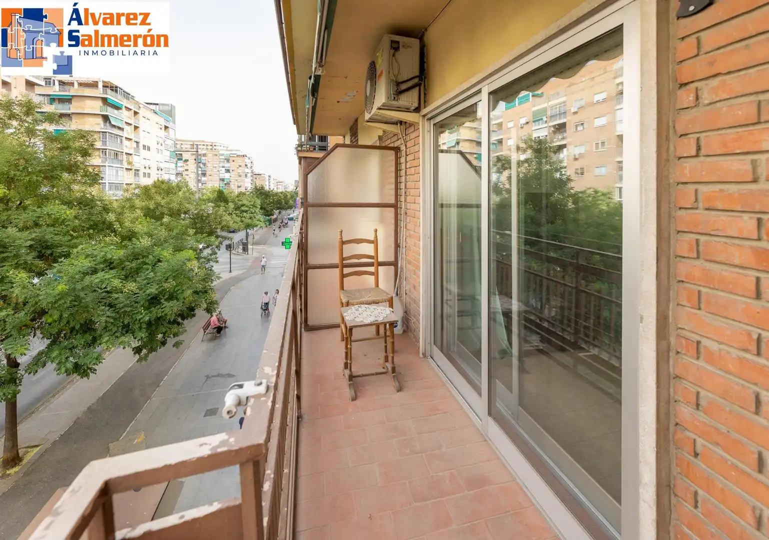 Terrassa de Pis en venda en Granada