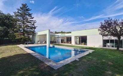 Swimming pool of House or chalet for sale in Igualada  with Air Conditioner, Heating and Private garden