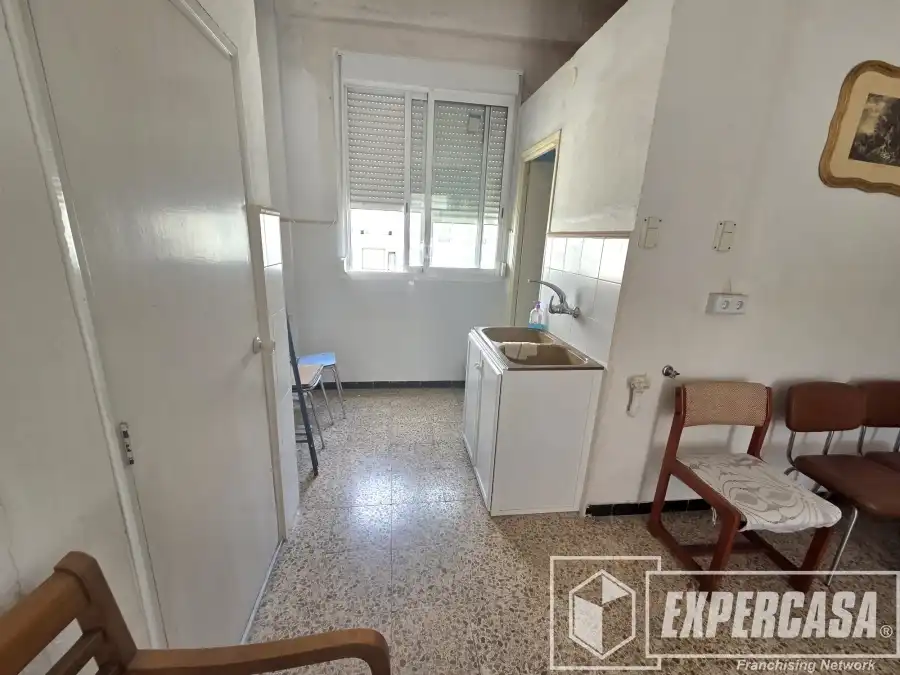 Business premises for sale in Casc Urbà, imagen 6