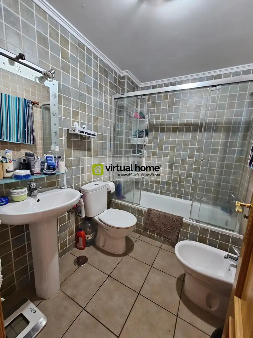 Bathroom of Flat for sale in Benimantell  with Air Conditioner, Terrace and Furnished