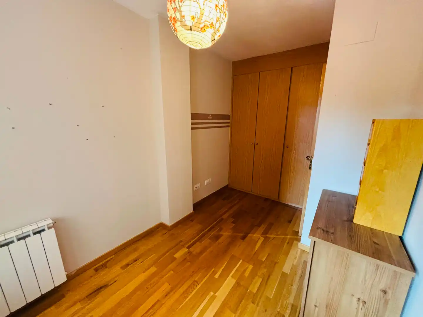 Habitación de Piso en venta en Barbastro con Aire acondicionado, Calefacción y Parquet