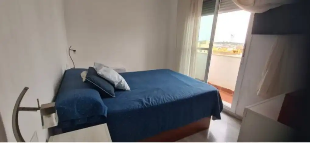 Habitación de Piso en venta en Sevilla con Aire acondicionado, Jardín privado y Terraza