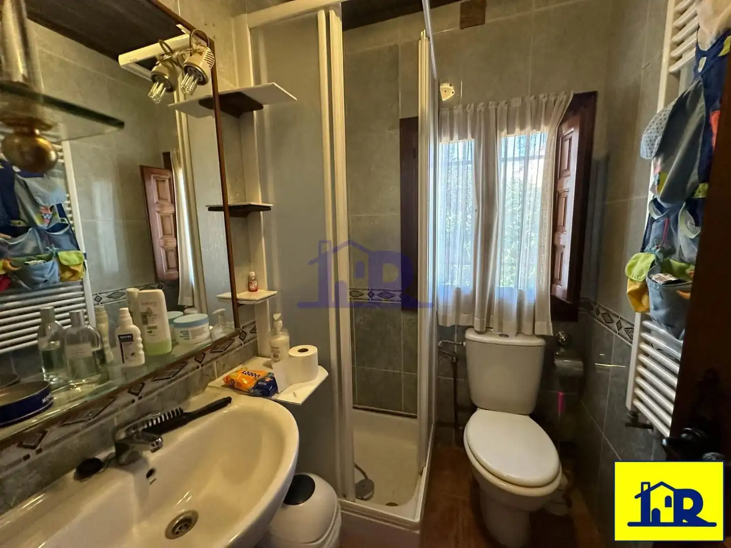 Bathroom of Houses for sale in Villar de Olalla  with Heating, Terrace and Storage room