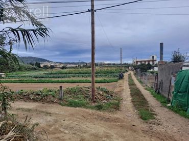 Terrenos y solares en venta en Paseo Marina