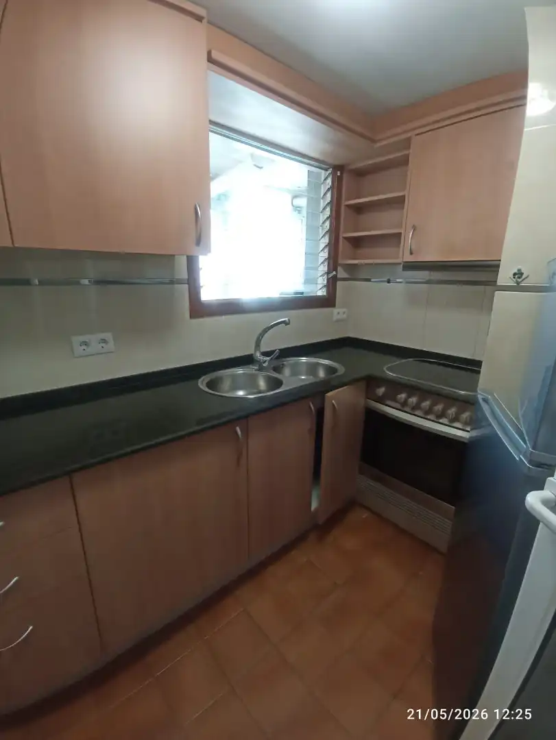 Küche von Wohnung zum Verkauf in Berga mit Heizung, Waschmaschine und Balkon