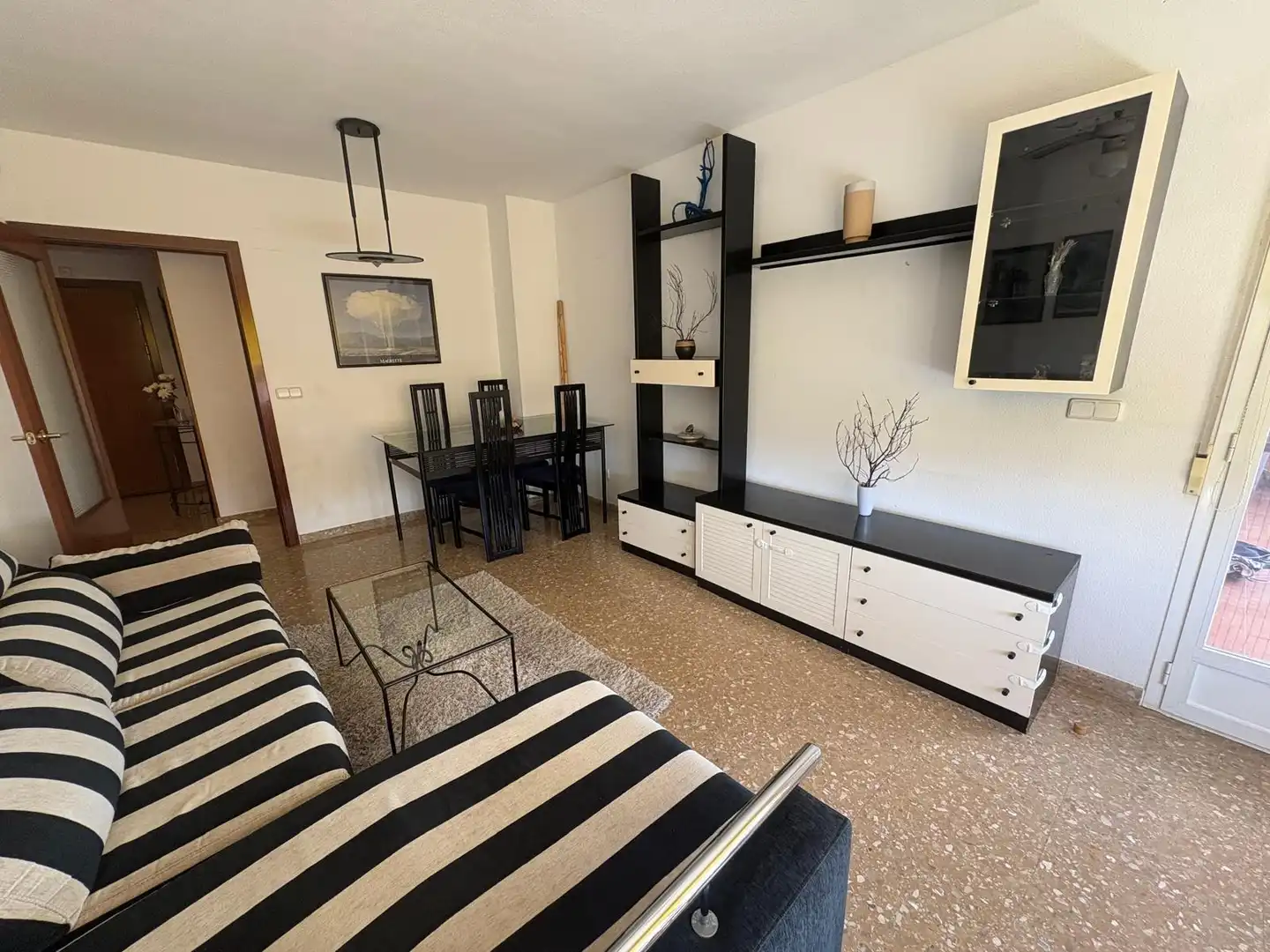 Sala d'estar de Pis de lloguer en Alicante / Alacant amb Jardí privat, Terrassa i Moblat