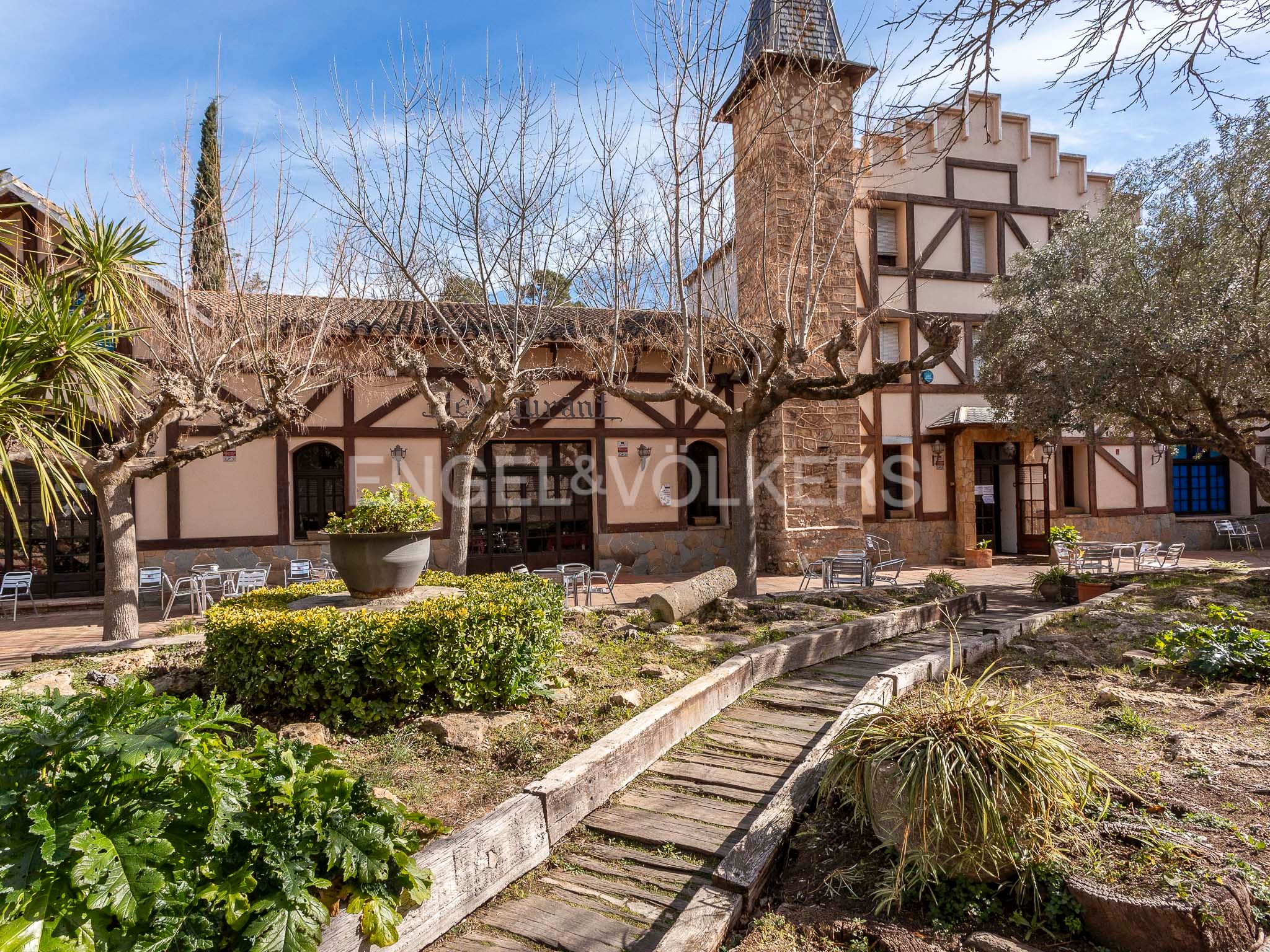 Exterior view of Building for sale in Vallirana