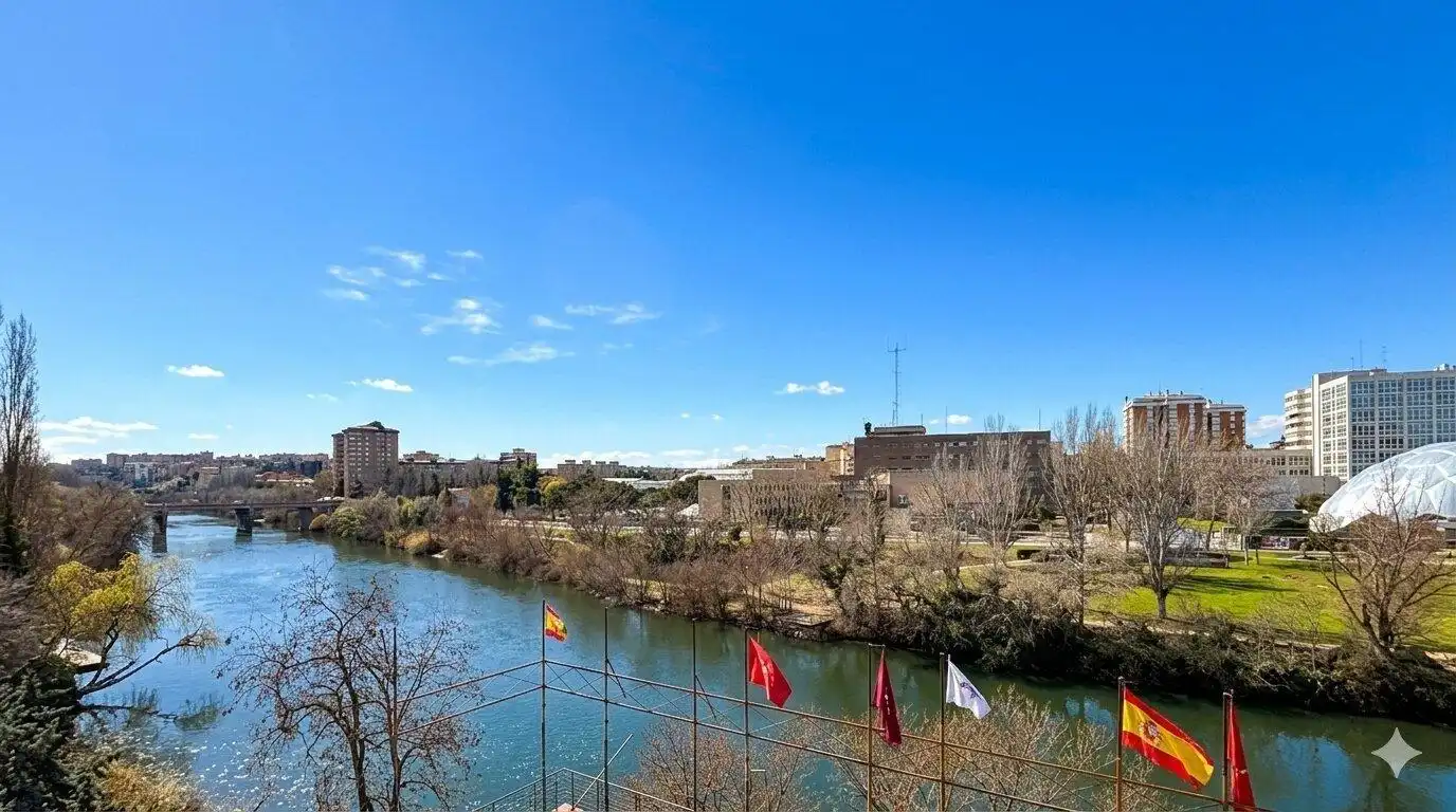 Exterior view of Flat for sale in Valladolid  with Terrace