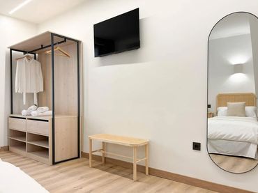 Appartamento con balcone in affitto a Calle Carretera de Loeches 4