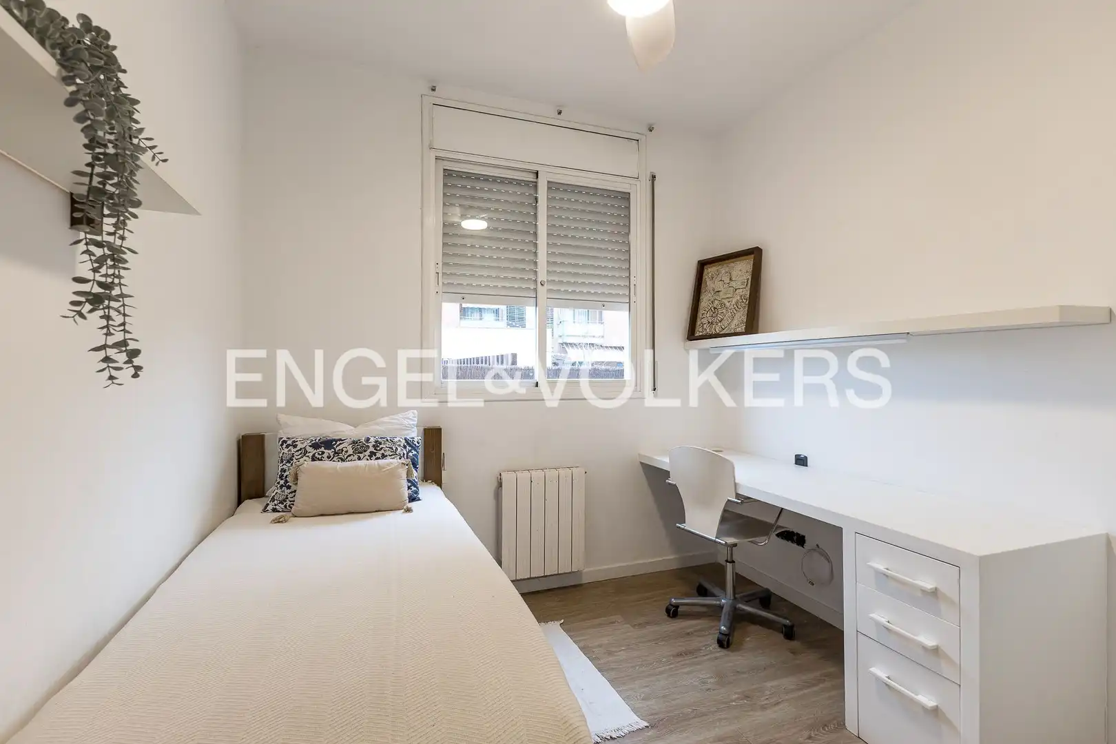 Bedroom of Flat for sale in Sant Feliu de Llobregat  with Heating, Terrace and Storage room