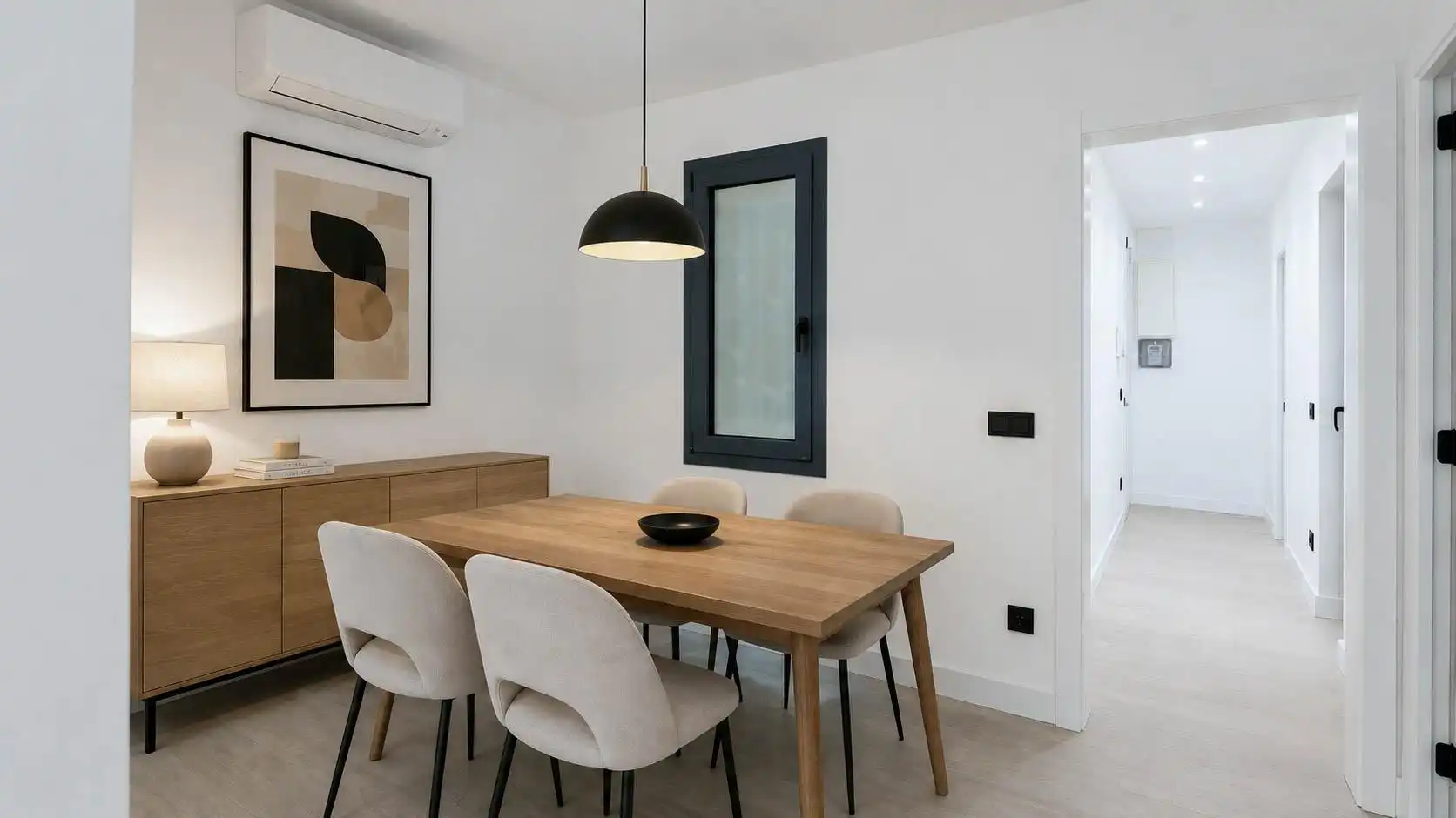 Comedor de Piso en venta en L'Hospitalet de Llobregat con Calefacción, Parquet y Terraza