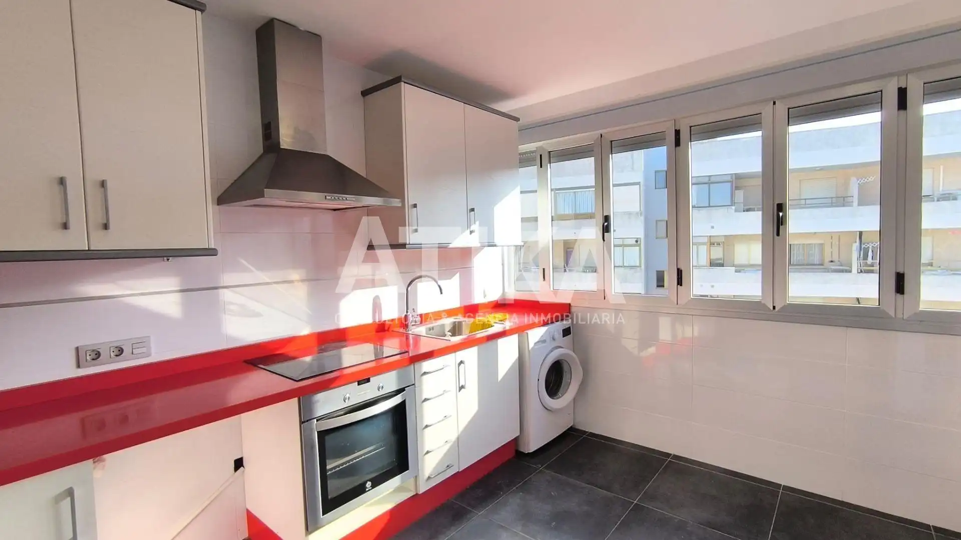 Kitchen of Flat for sale in Daimús  with Air Conditioner, Heating and Parquet flooring