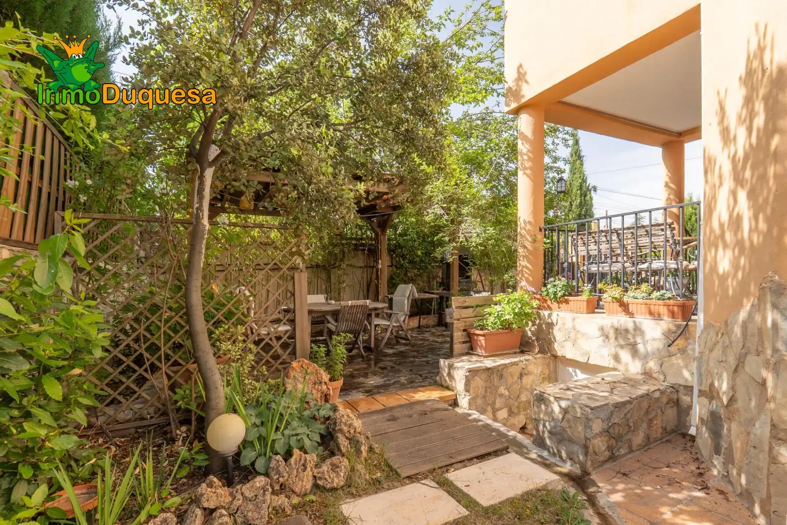 Terrassa de Casa o xalet en venda en La Zubia amb Calefacció, Jardí privat i Terrassa