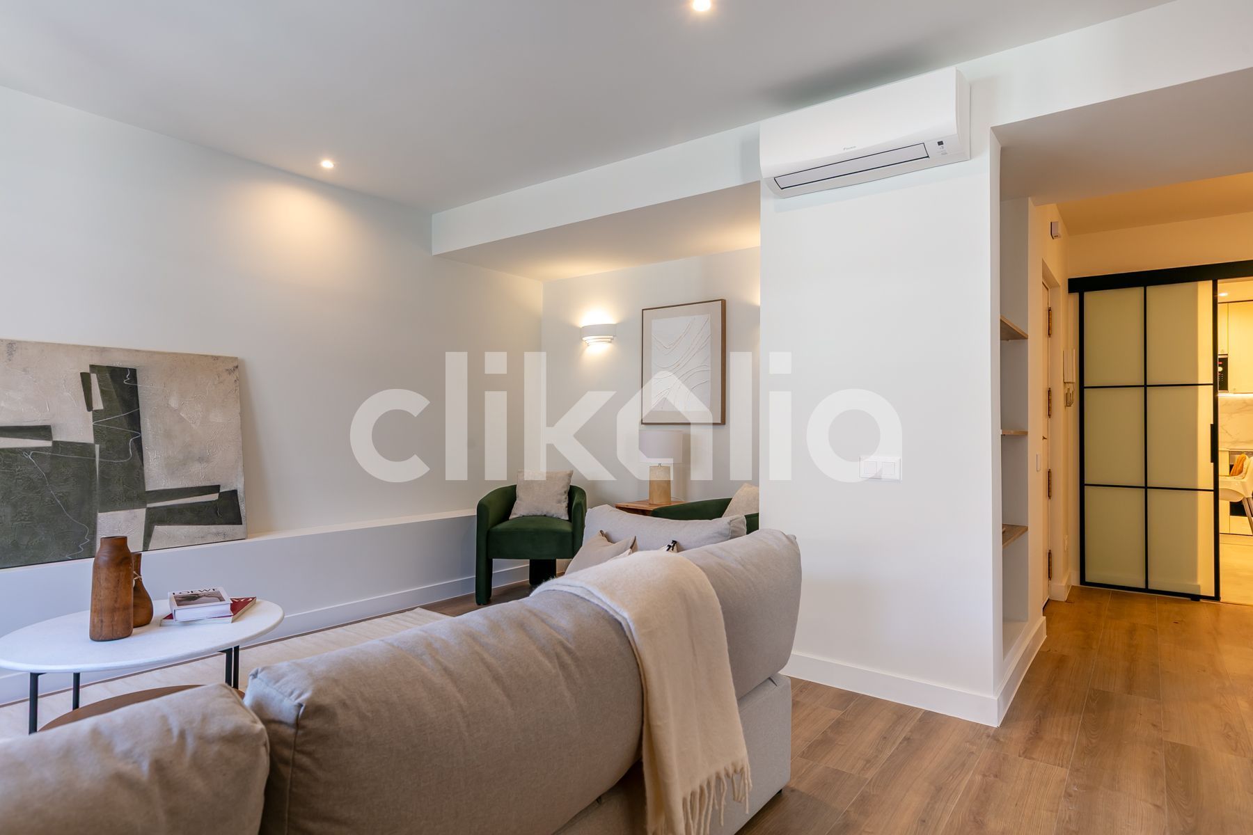 Bedroom of Flat for sale in  Madrid Capital  with Air Conditioner and Heating