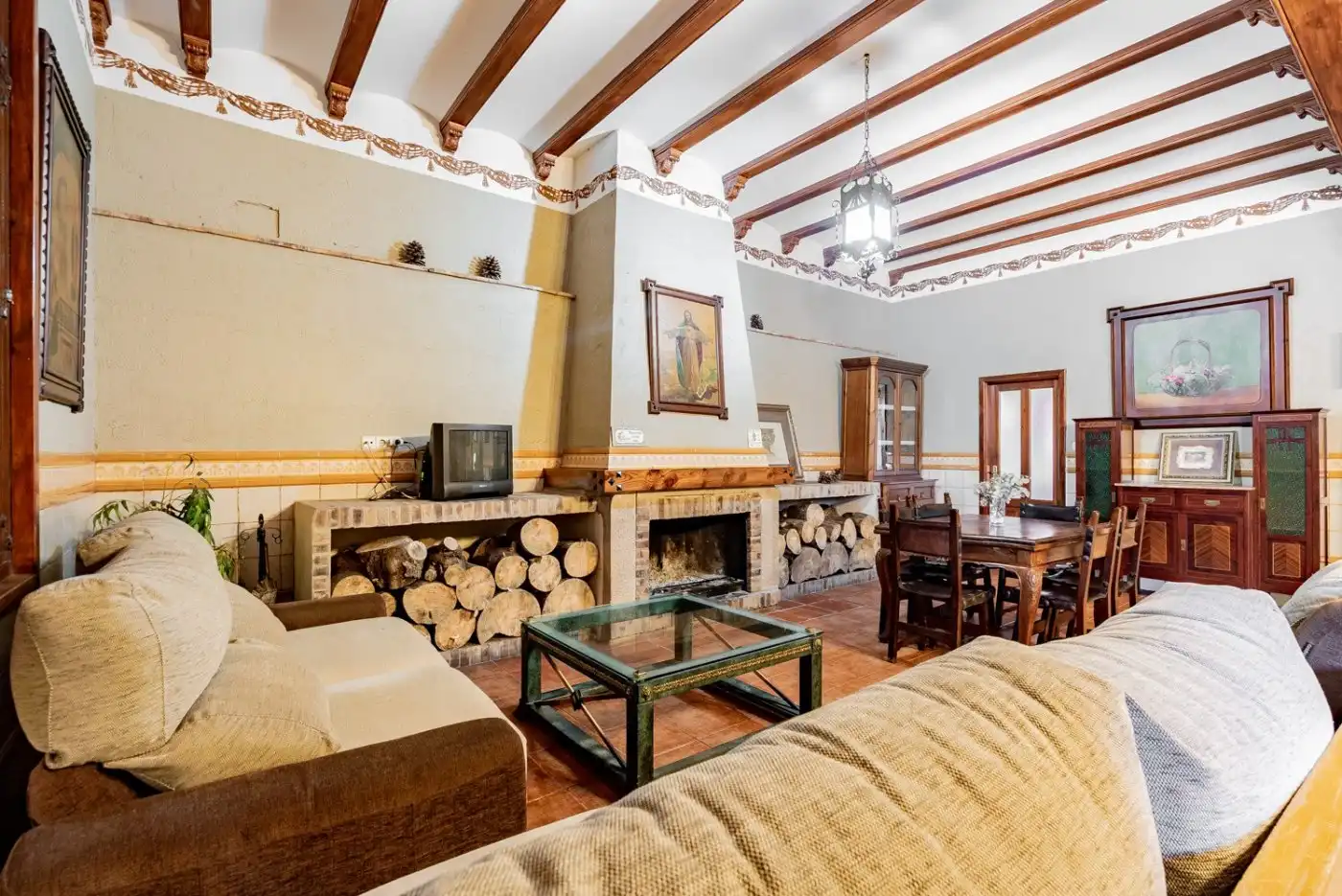 Sala d'estar de Finca rústica en venda en L'Énova amb Terrassa, Traster i Alarma
