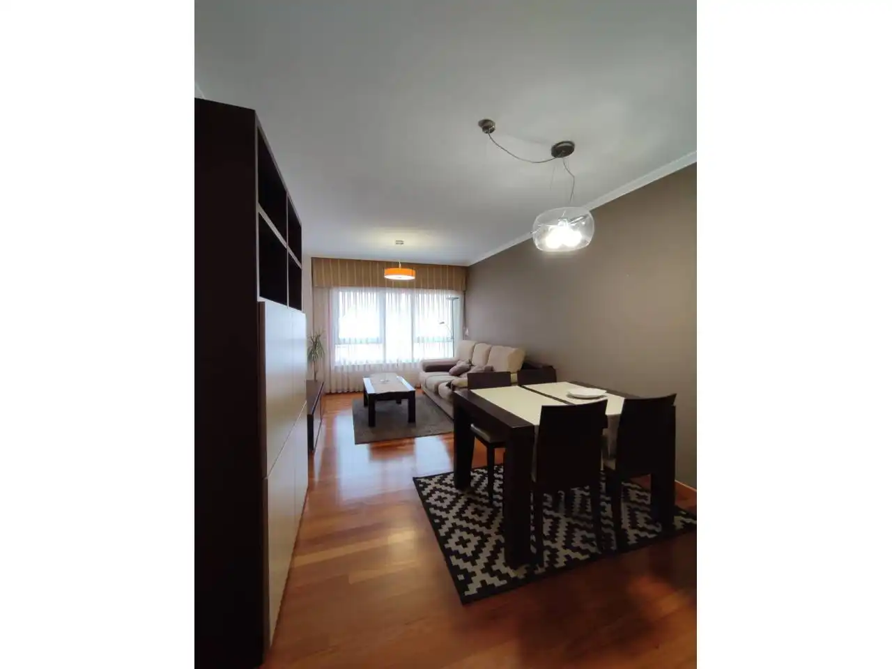 Sala de estar de Piso en venta en Ames con Calefacción, Parquet y Trastero