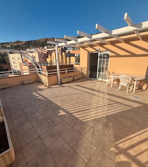 Foto 1 de Àtic de lloguer a Doñana, 5, Lancha del Genil, Granada