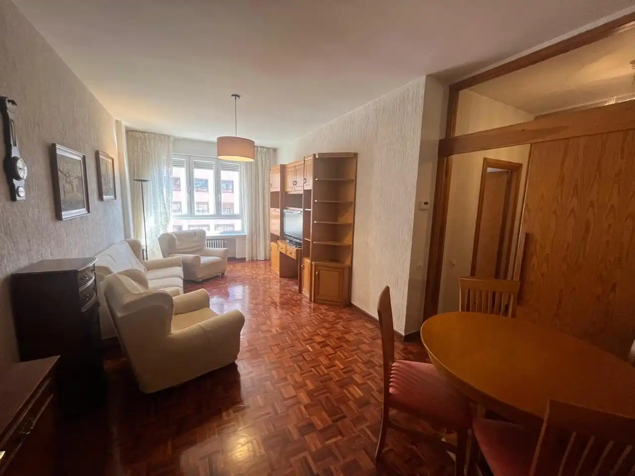 Living room of Flat for rent in Burgos  with Heating and Furnished