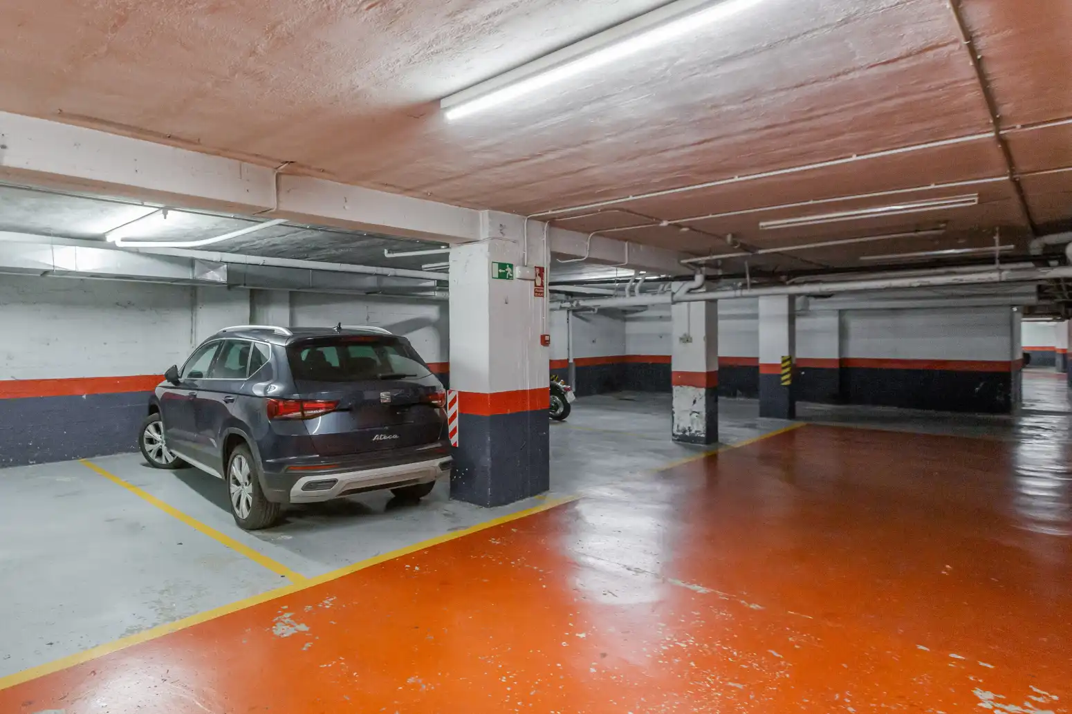 Parking of Flat for sale in  Pamplona / Iruña  with Heating, Parquet flooring and Terrace
