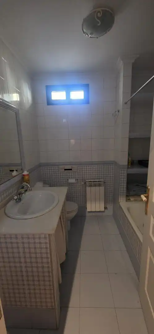 Bathroom of Houses for sale in Guijuelo  with Balcony