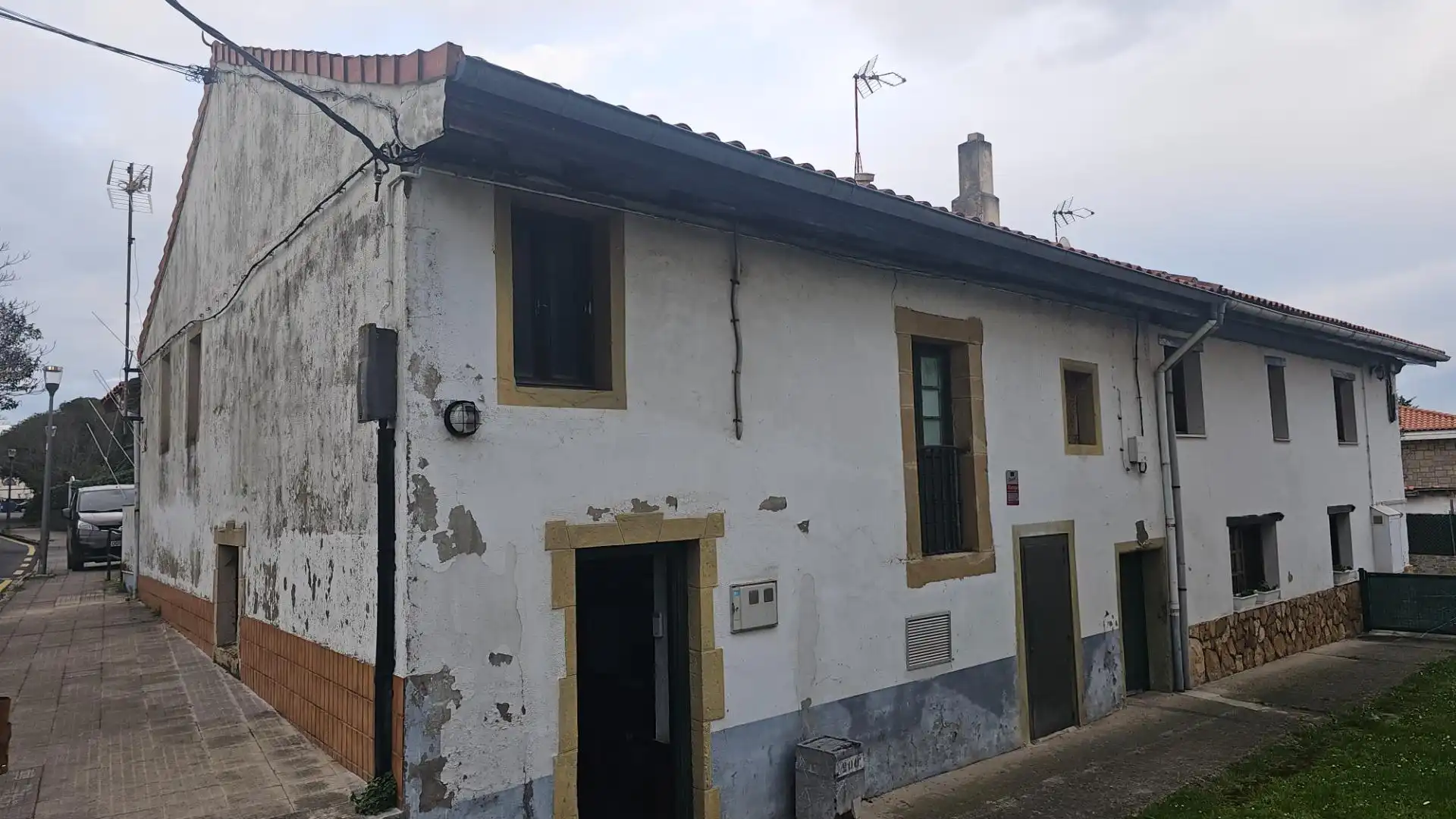 Exterior view of Detached homes for sale in Getxo 