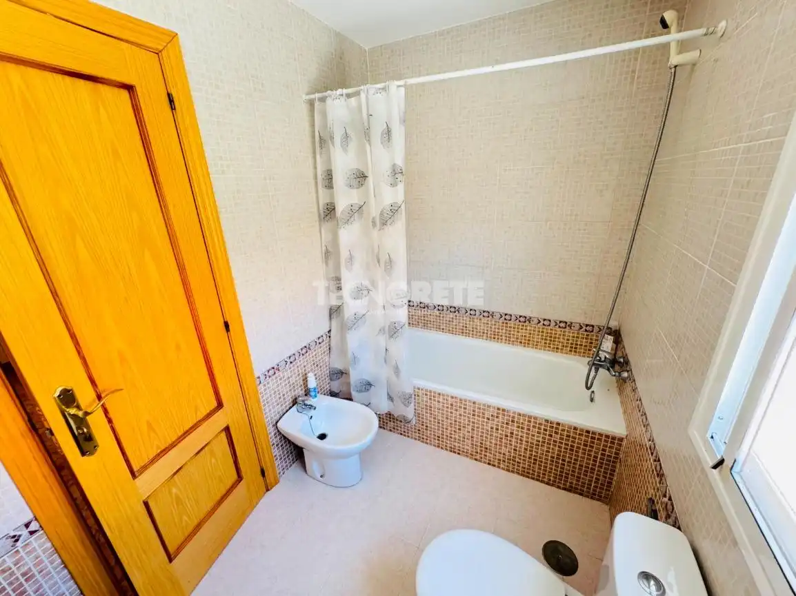 Bany de Casa adosada en venda en Albarreal de Tajo amb Aire condicionat, Jardí privat i Terrassa