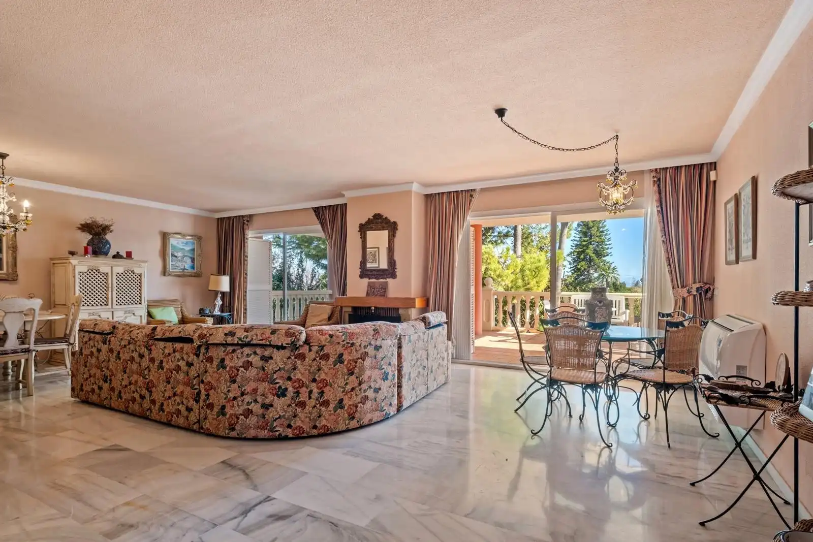 Casa o xalet en venda a Manantiales - Lagar - Cortijo