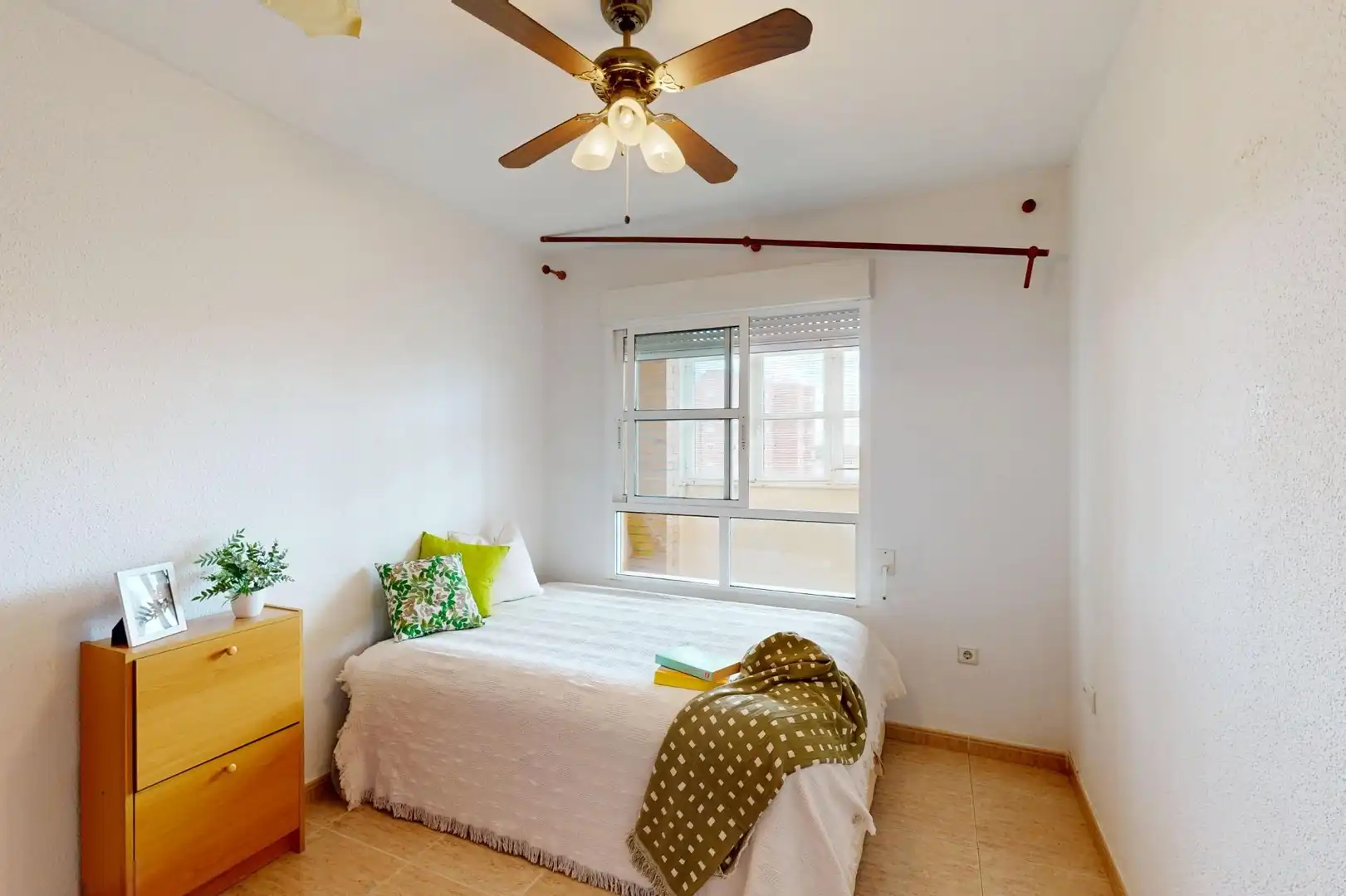 Piso en venta en ANGEL BRUNA, 1, Barrio de Peral - San Félix