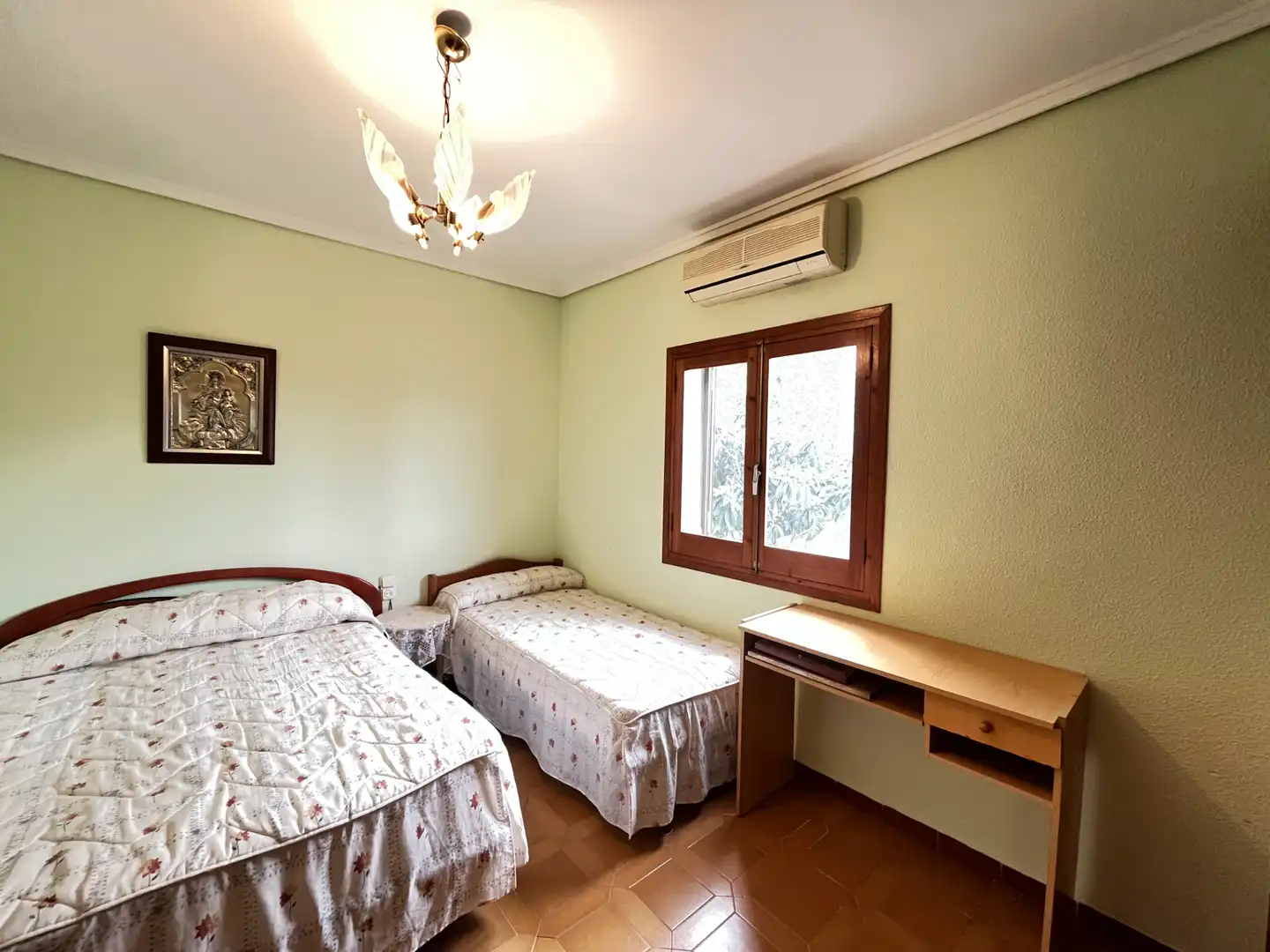 Habitación de Casa o chalet en venta en Sagunto / Sagunt con Jardín privado, Terraza y Trastero