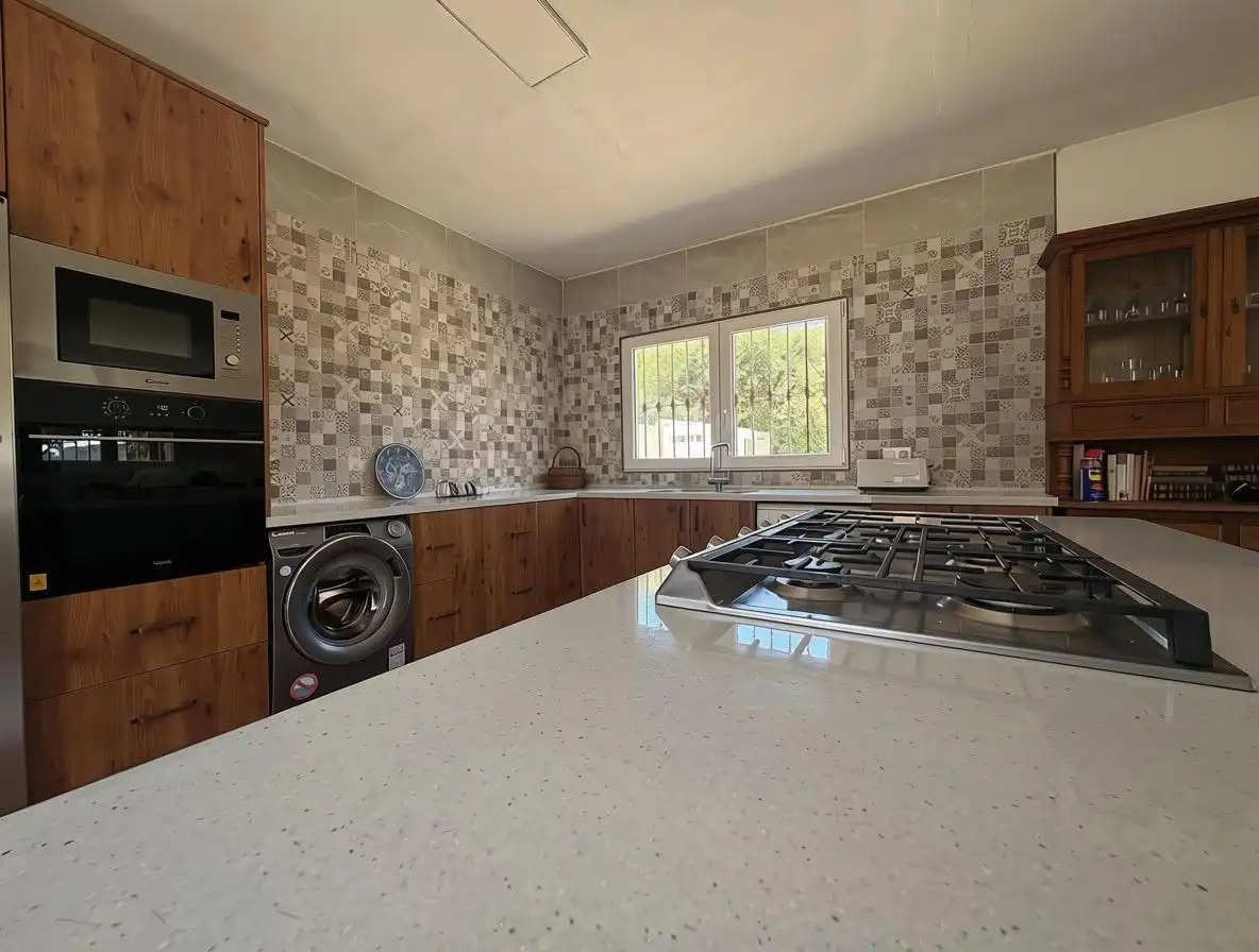 Cuina de Casa o xalet en venda en Tarifa amb Jardí privat i Terrassa