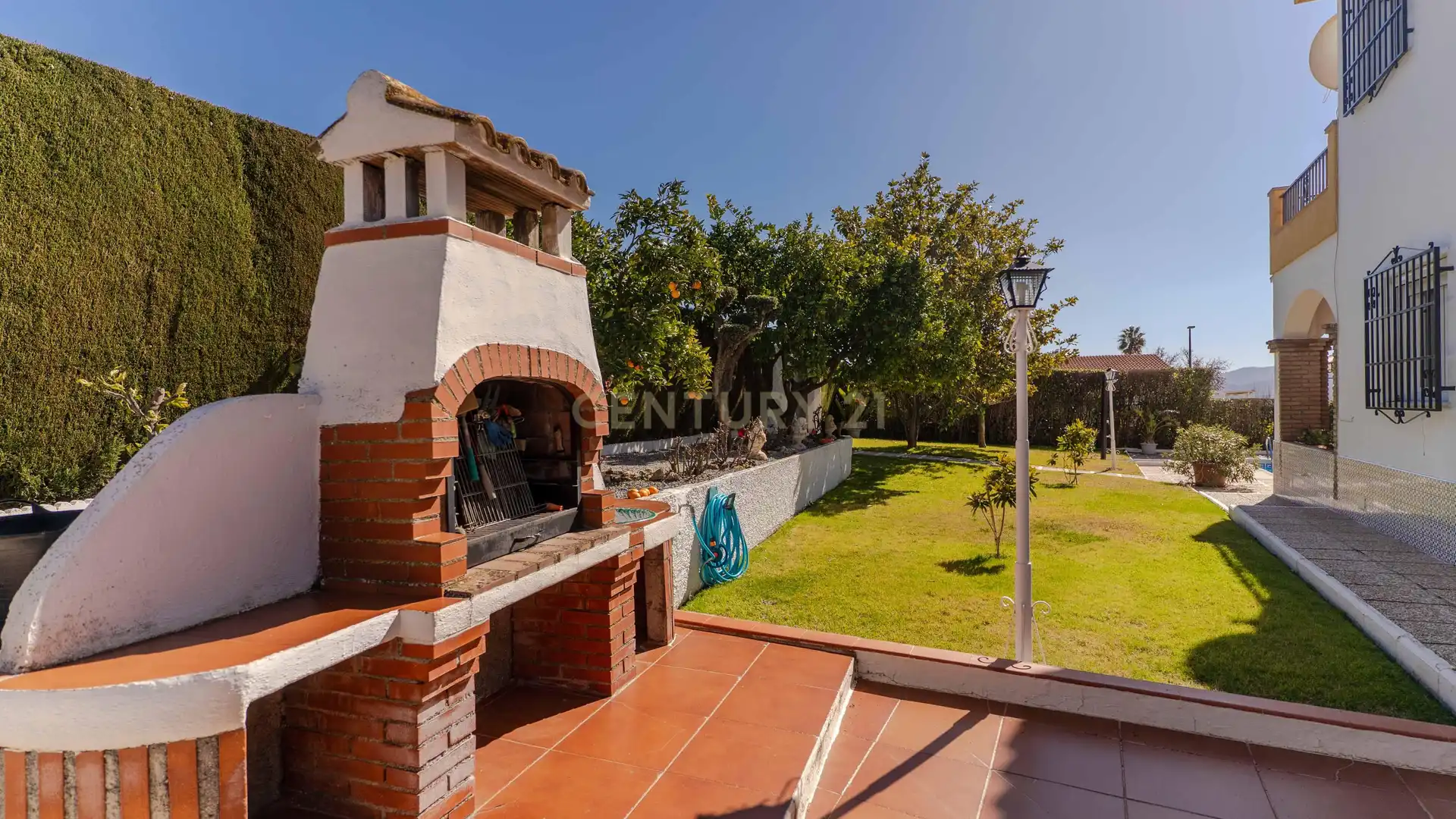 Garden of Houses for sale in Padul