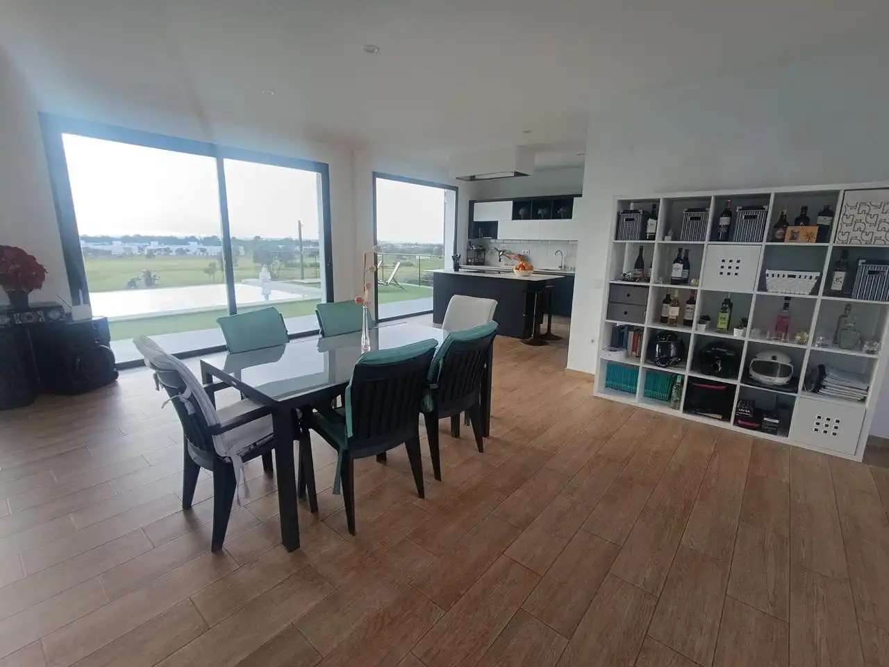 Menjador de Casa o xalet en venda en Puerto Real amb Aire condicionat, Jardí privat i Terrassa
