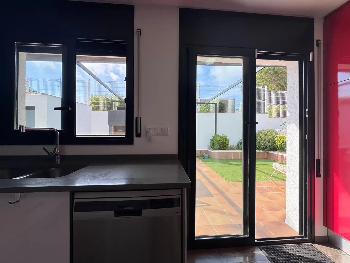 Cocina de Casa adosada en venta en Blanes con Aire acondicionado, Calefacción y Jardín privado