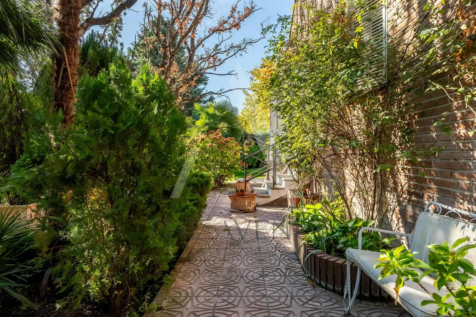 Terrassa de Casa o xalet en venda en Las Rozas de Madrid amb Calefacció, Jardí privat i Parquet