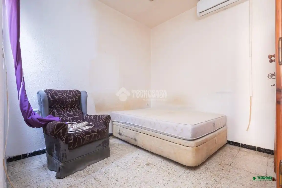 Dormitori de Casa o xalet en venda en Almería