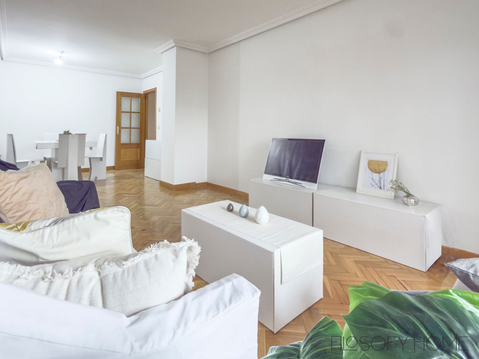 Living room of Flat for sale in  Madrid Capital  with Air Conditioner, Heating and Parquet flooring