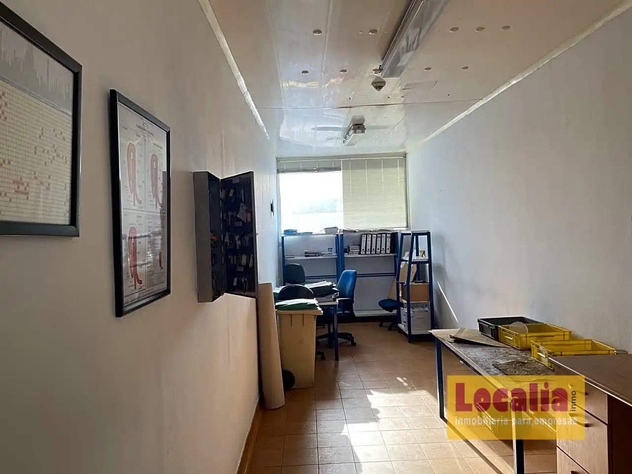 Nave industrial en venta en Laredo