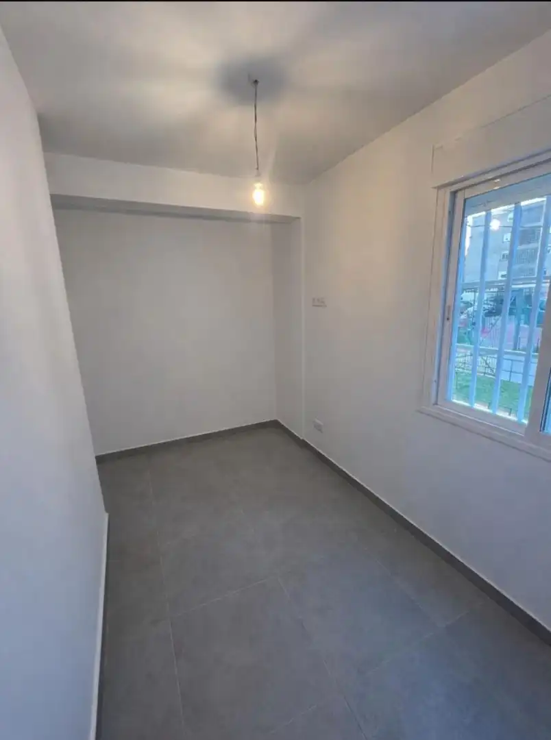 Bedroom of Commercial properties for sale in Parla