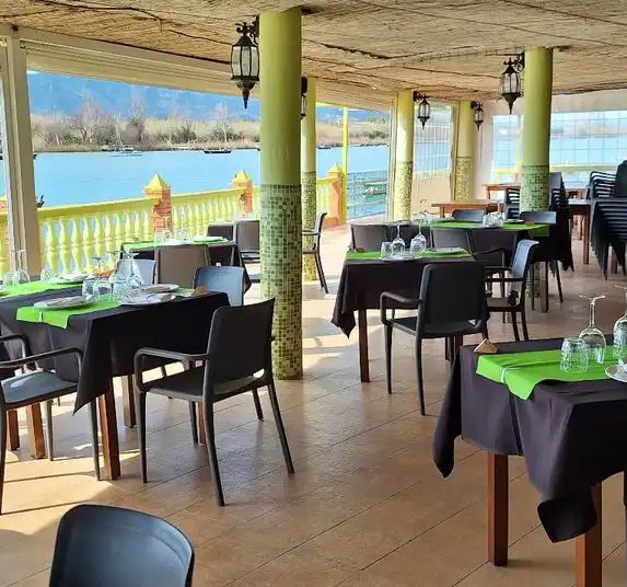 Commercial properties for sale in Cullera  with Air Conditioner, Heating and Terrace