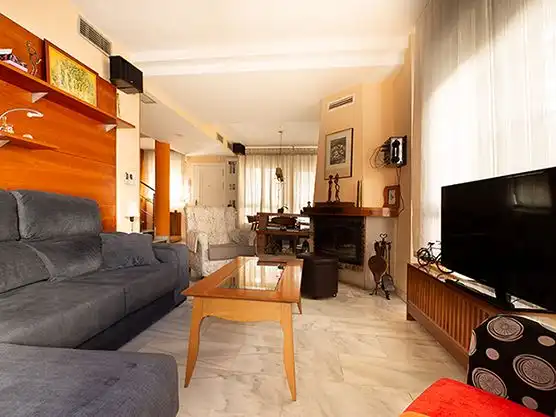 Habitatge amb jardí en venda a Avenida Luis Miranda Dávalos 4, imagen 22