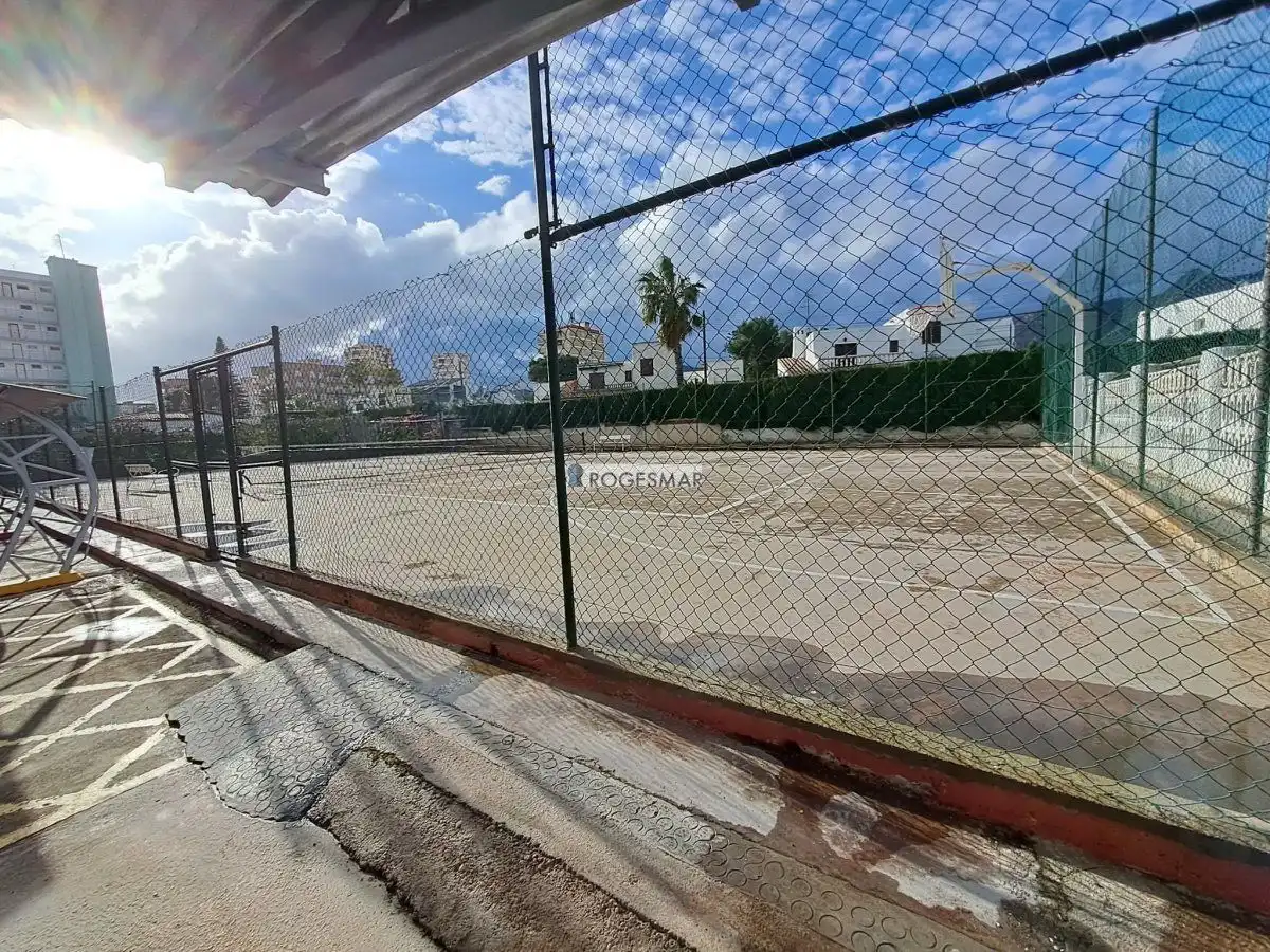 Parkplatz von Wohnungen zum Verkauf in Benicasim / Benicàssim mit Terrasse, Abstellraum und Gemeinschaftspool