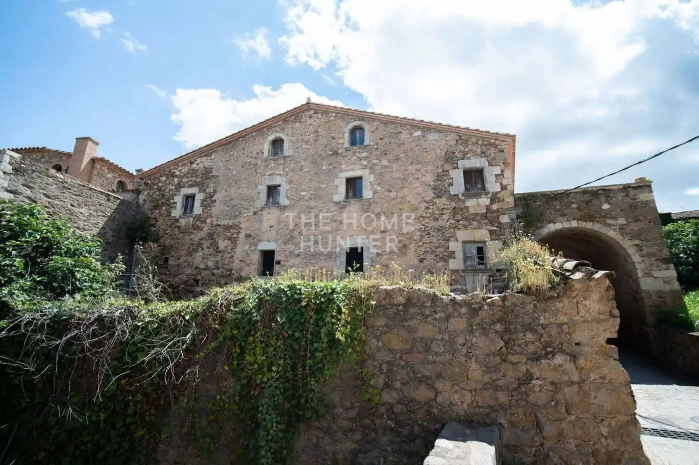 Houses for sale in Juià