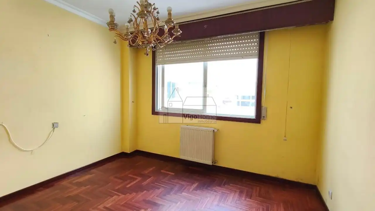 Bedroom of Flat for sale in Vigo   with Heating and Storage room