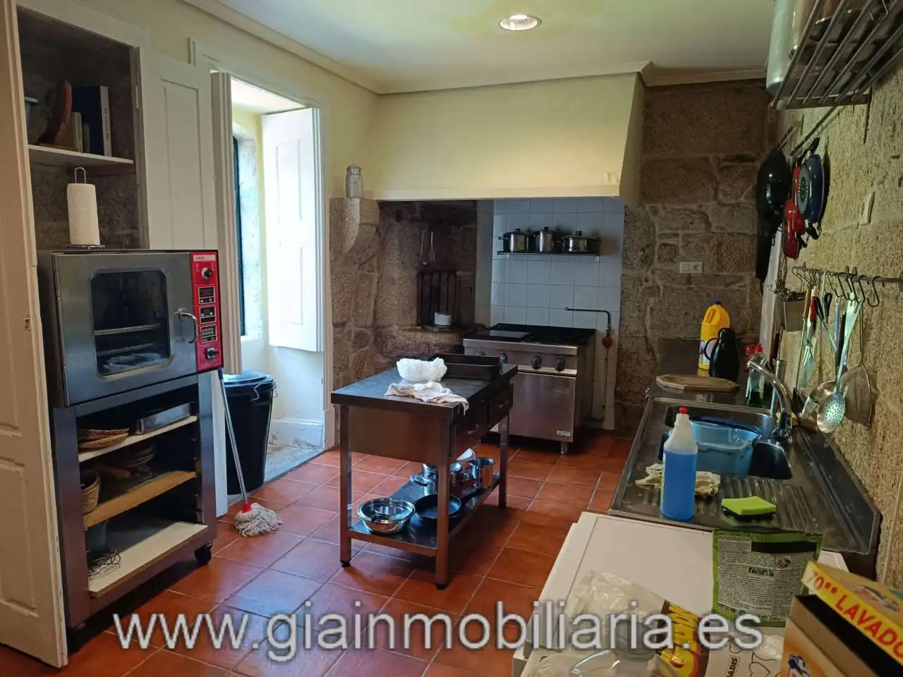 Cocina de Casa o chalet en venta en Mondariz con Calefacción, Jardín privado y Terraza
