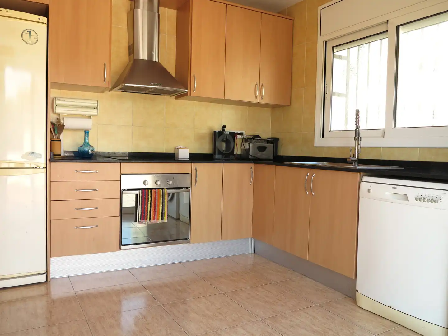Cocina de Casa o chalet en venta en Blanes con Aire acondicionado, Jardín privado y Terraza