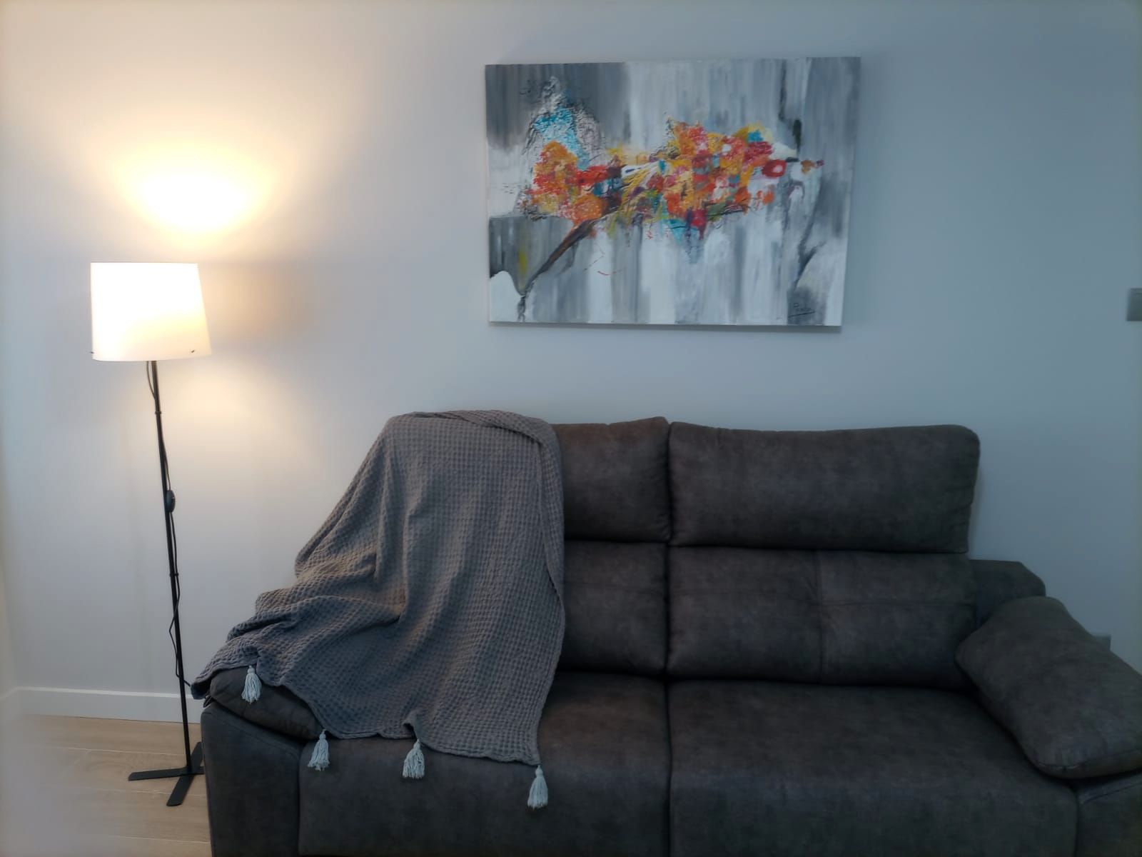 Living room of Flat to rent in  Zaragoza Capital  with Air Conditioner, Heating and Storage room