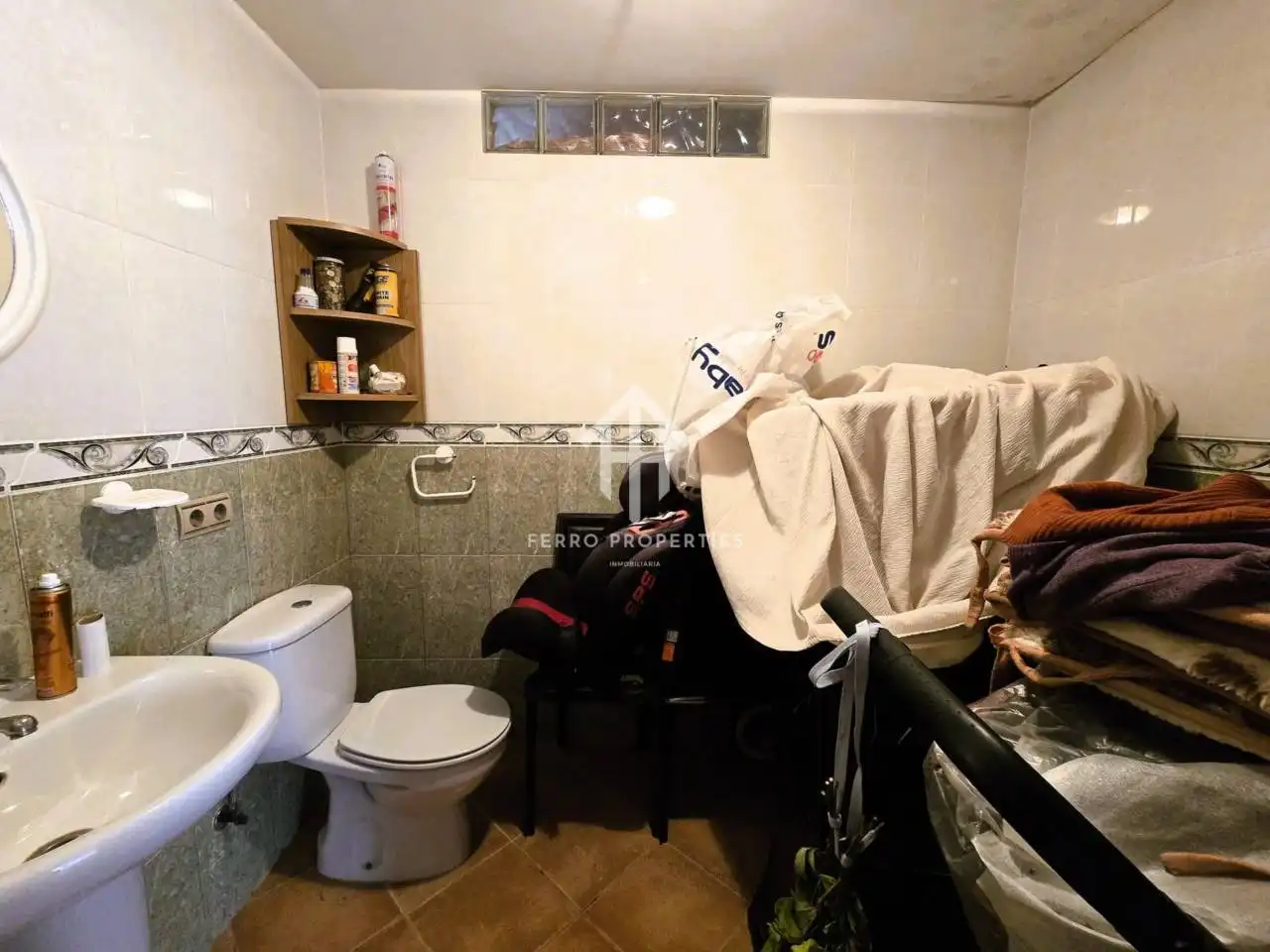 Baño de Casa o chalet en venta en Loja con Aire acondicionado, Calefacción y Jardín privado