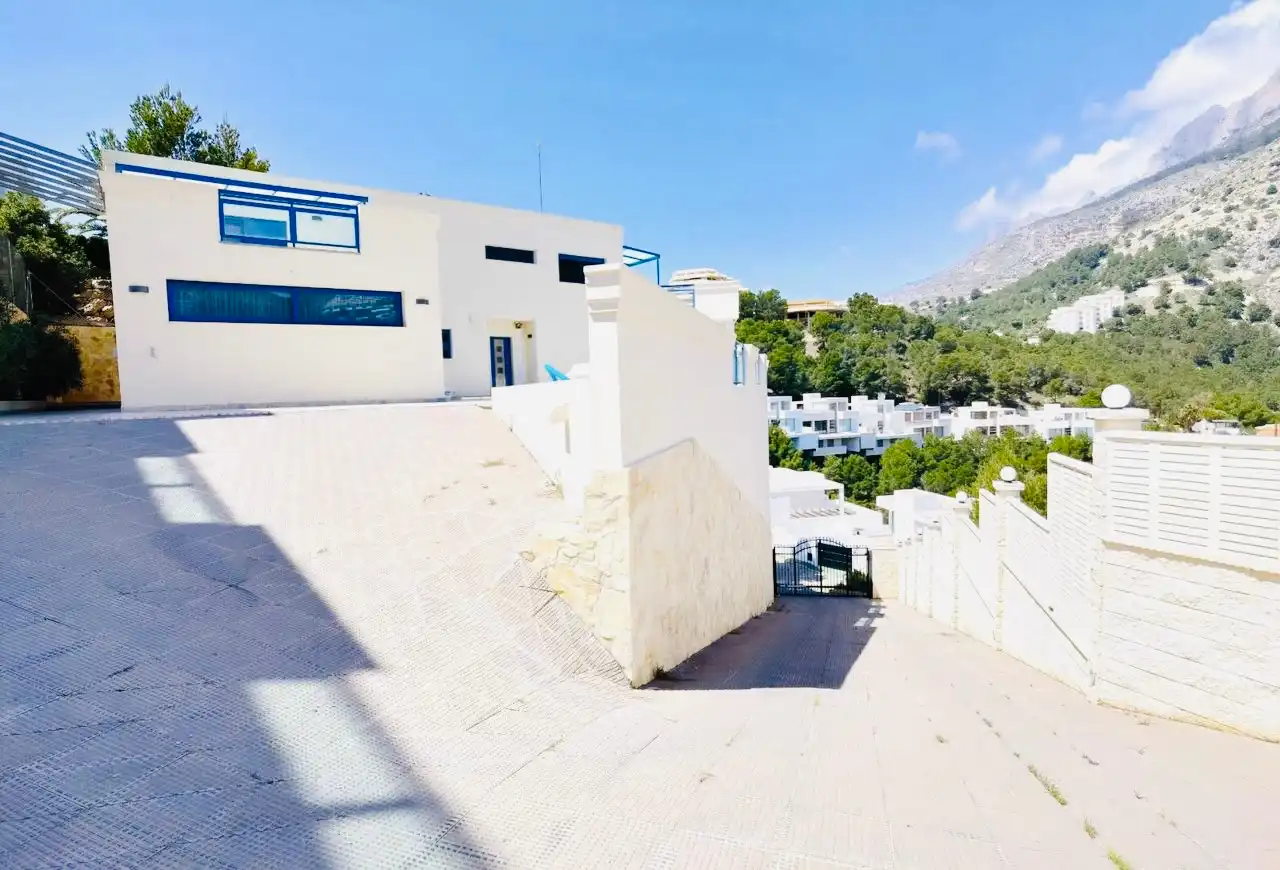 Vista exterior de Casa o chalet en venta en Altea con Aire acondicionado, Calefacción y Jardín privado